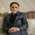 Dedo Tahir Šaćirović iz Novog Pazara u desetoj deceniji – u životu čovek ne treba puno da se sekira!