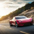 Tesla Roadster stiže 1. oktobra: Musk sprema spektakl