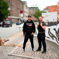 Dvojica Danaca zapalila Kur'an ispred iračke ambasade u Kopenhagenu