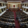 Albanski parlament odbacio amandman o trajnoj finansijskoj vojnoj pomoći za KiM