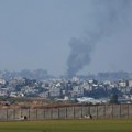 "Tenkovske granate padale na centar izbegličkog kampa": Najmanje 20 Palestinaca ubijeno u izraelskim napadima na Džabaliju…