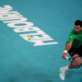Đoković bez borbe u četvrtfinalu, Menšik se povukao sa Australijan opena zbog povrede