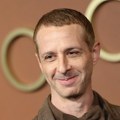 Ovako izgleda Džeremi Strong kao Zakerberg: Objavljen prvi tizer za novi film o Fejsbuku: "Pogađa u srž svega što se dešava"…