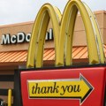 Menja se Mekdonalds! Ulaže milijarde u novi jelovnik, obučava radnike i uvodi AI u kuhinje