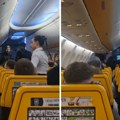 Putnici izbačeni iz aviona u Barseloni: Razlog će vas možda iznenaditi, a važno je da znate