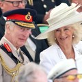 Sklonjen kralj Čarls, britanska javnost u panici: Ogorčeni ljudi otkrili surovu istinu FOTO
