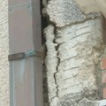 "Pitanje je trenutka kada će zgrada da se sruši kao nadstrešnica": Apel stanara Kanarevog brda