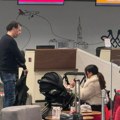 Azra spakovala kofere i sa milionerom i ćerkicom iznenada napustila Srbiju: Emotivne scene na aerodromu