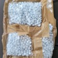 Muškarac uhapšen u Inđiji: U autu imao 15.000 psihoaktivnih tableta!
