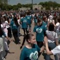 Niš: Hiljadu maturanata plesalo na u centru grada