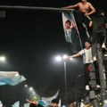 (Video) Argentina već osvojila titulu! Infantino uručio pehar Zanetiju, odjekivalo „Šampioni!“