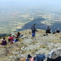 Paraćinci se popeli na Rtanj: Uspon iz mističnu planinu iz dva pravca