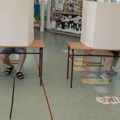 RIK usvojio predlog o dodeli ugovora u postupku javne nabavke 30.000 paravana: "Za" bilo 11 članova, a "protiv" četiri