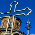 Udar na Srpske svetinje na Kim Bogorodica Hvostanska ograđena, na albanskom jeziku piše - bazilika