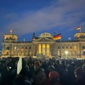 Масовни протест против екстремне деснице у Берлину