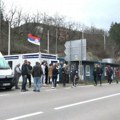 Србима на северу КиМ олакшан живот: До 13 сати подигнуто 7 милиона динара у експозитурама Поштанске штедионице код Јариња…