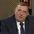 "Video sam odvezanu pertlu, sagnuo se i..." Dodik prvi put u javnosti posle operacije: Lider RS otkrio detalje bolesti i…