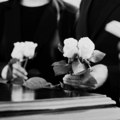 Umrla poznata influenserka (36) Iza sebe ostavila supruga i sina