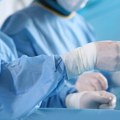 Revolucionarni zahvat: Kineski hirurzi prvi put uspešno transplantirali svinjsko plućno krilo kod čoveka