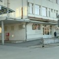 Opšta bolnica Ćuprija tvrdi da od jutros Služba ginekologije i akušerstva radi u punom kapacitetu, nakon vesti da je…