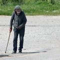 Više od 110.000 penzionera dobiće pakete pomoći – prijave kreću danas