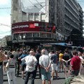Вучић: Алпинисти ће скинути банер, ово није због птица, него им смета "Србија побеђује"
