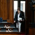 Brnabić negirala da postoje dva teksta pravosudnih zakona i upotrebu zvučnog topa