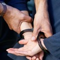 Žena (48) osumnjičena da je pretukla majku na Zvezdari, sud predložio pritvor