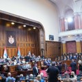 "Čestitam, pokazali ste još jednom neverovatnu odgovornost" Evo koliko poslanika opozicije prisustvuje sednici Skupštine o…