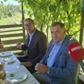 Vučić u Novom Selu kod Kupresa obećao pomoć u rešavanju problema vodosnabdevanja