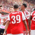 Košmaran takmičarski debi za Maresku: Arsenal nadigrao Siti za prvi trofej u sezoni