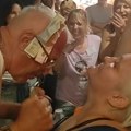 Snimak sa šabačkog vašara koji je zgrozio Srbe: Pevačica nabija mikrofon, a onda je nastupio Era Ojdanić!