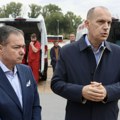 Zlatibor Lončar uručio 20 saniteta predstavnicima zdravstvenih ustanova u Srbiji