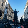 Sudnice pune "običnih građana" sa bombama: "Crni blok" uvukao Francusku u nasilje, evo ko zapravo pali zemlju