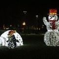 Grad Leskovac parama građana plaća skoro 3 miliona dinara novogodišnju dekoraciju firmi istoj kao prošle godine