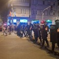 Četvrti dan "neposlušnosti": Posle "porodične večeri" krenula intervencija policije, hapšenja u Beogradu (FOTO i VIDEO)