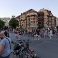 Četvrti dan "neposlušnosti": Građani mirni, asfalt vreo (FOTO, VIDEO)