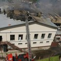Rusi navođenim bombama gađali centar Harkova: Povređeno 33 ljudi, među njima i beba: Gore automobili, akcija spasavanja u toku…
