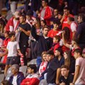 Rival Crvene zvezde se raspada pred meč u Ligi Evrope: Navijači ih izvređali, spremaju se otkazi i rezovi