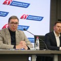 Sve se raspada, ali predsednik ima preča posla: Vučić i Mali na Pinku sa Lidijom Vukićević, Sanjom Marinković i Breskvicom…