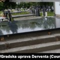 Uklonjeno obilježje na kontroverznom spomeniku kod Dervente