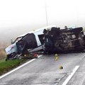 Vozilo hrvatskog ministra prepolovljeno, deo kombija u kojem je poginuo čovek uništen: Slika sa mesta udesa
