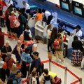 Drama srpskih putnika: Njih 15 zarobljeno na aerodromu na Sardiniji