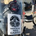 Nastavljaju se protesti širom Srbije: U Novom Sadu bajkeri i biciklisti zovu ispred "Kraljevine"
