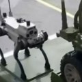 „Roboti vukovi” na paradi u Pekingu