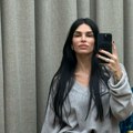 "Gledam kako mi kosa opada" Jedna od najlepših Srpkinja ima zdravstveni problem: "Ovo je znak za uzbunu"