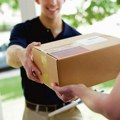 Poskupljuju naknade za isporuke od 17. aprila: Da li će nova taksa uticati na kupce?
