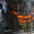 Izbio veliki požar, 18 osoba poginulo: Vatra progutala sve u sekundi, prizori sa mesta nesreće jezivi (foto)