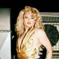 Drag performer Aleksis Plastik tvrdi da je napadnut u autobusu: Zadobio povrede, slučaj prijavljen policiji
