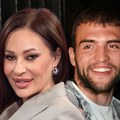 "Odrasti!" Veljko Ražnatović snimao Cecu u vili na Dedinju, snimak postao viralan: Bokser prepao majku, ovome se najmanje…